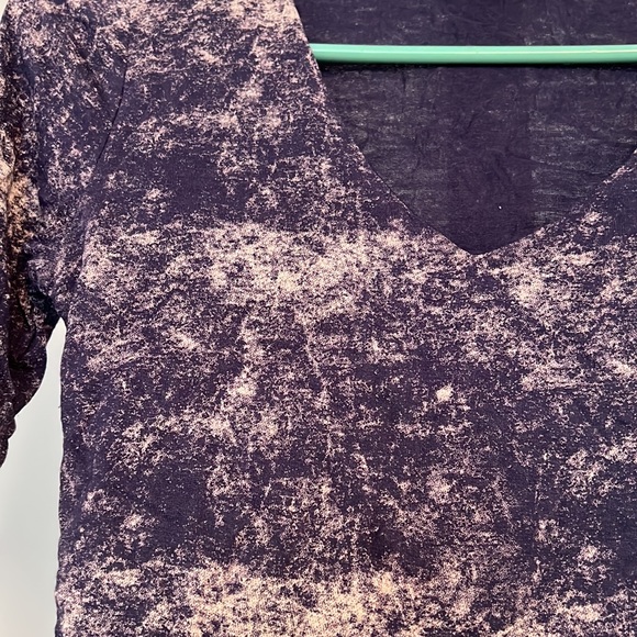 Crop top - Picture 2 of 4